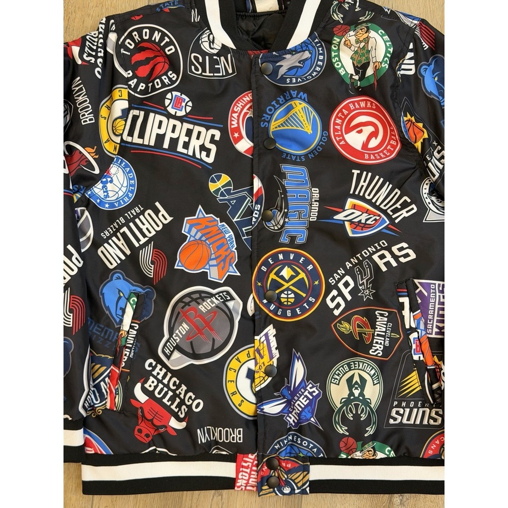 🔥🔥NBA Collage Patch Jacket Coat Size Youth 10/12 🔥🔥 - Picture 2 of 6